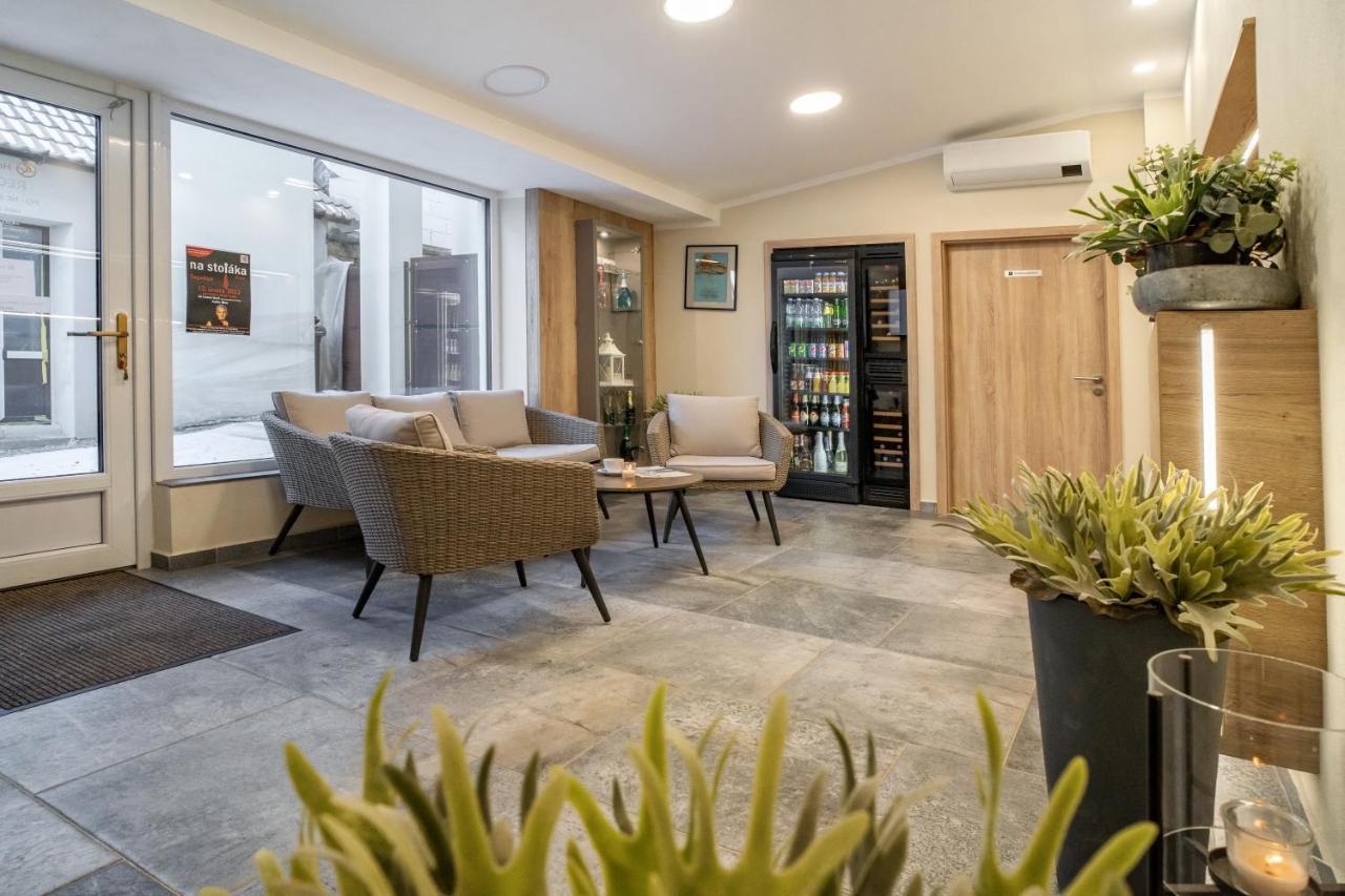 Hotel Smrz Sepekov Экстерьер фото
