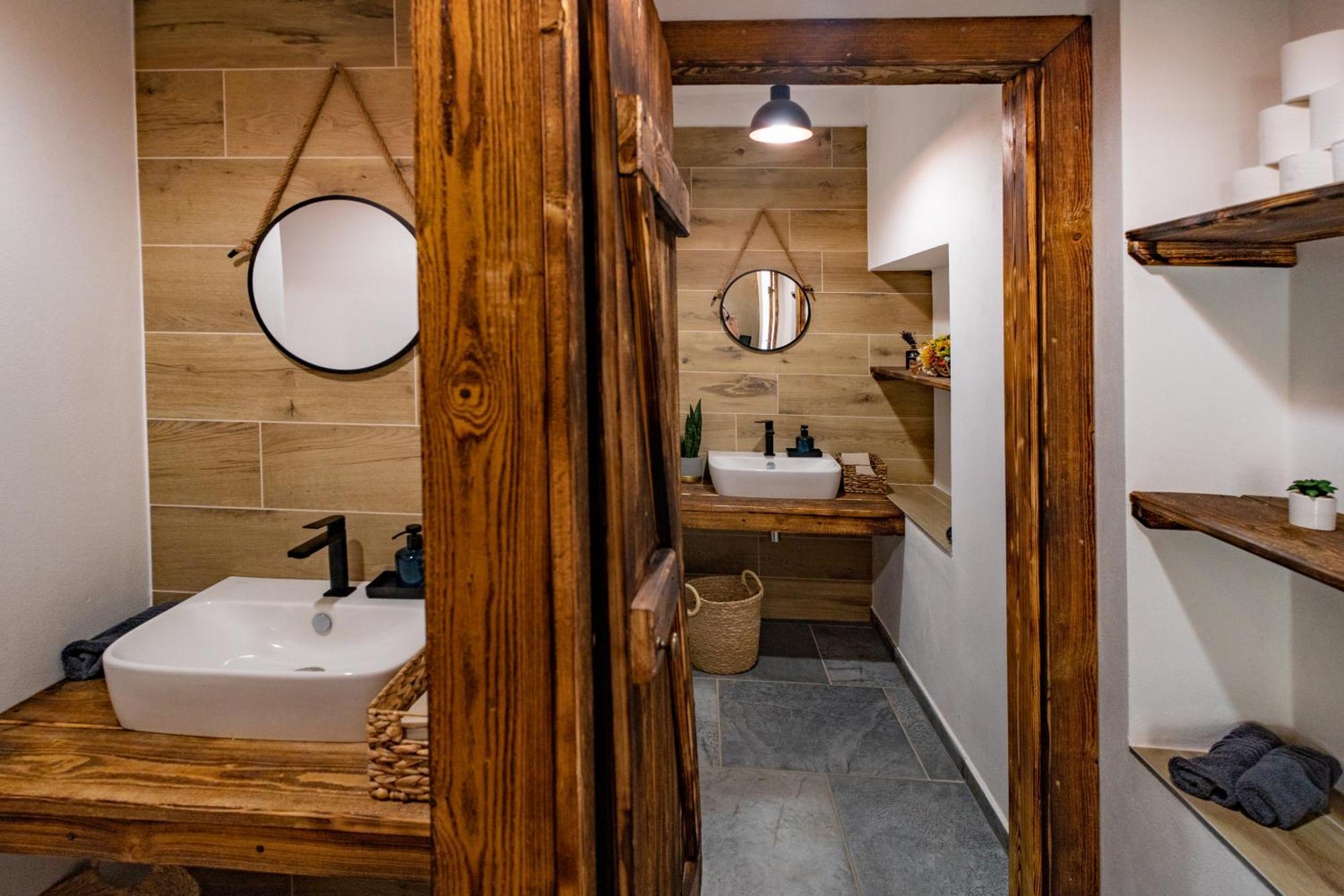 Hotel Smrz Sepekov Экстерьер фото